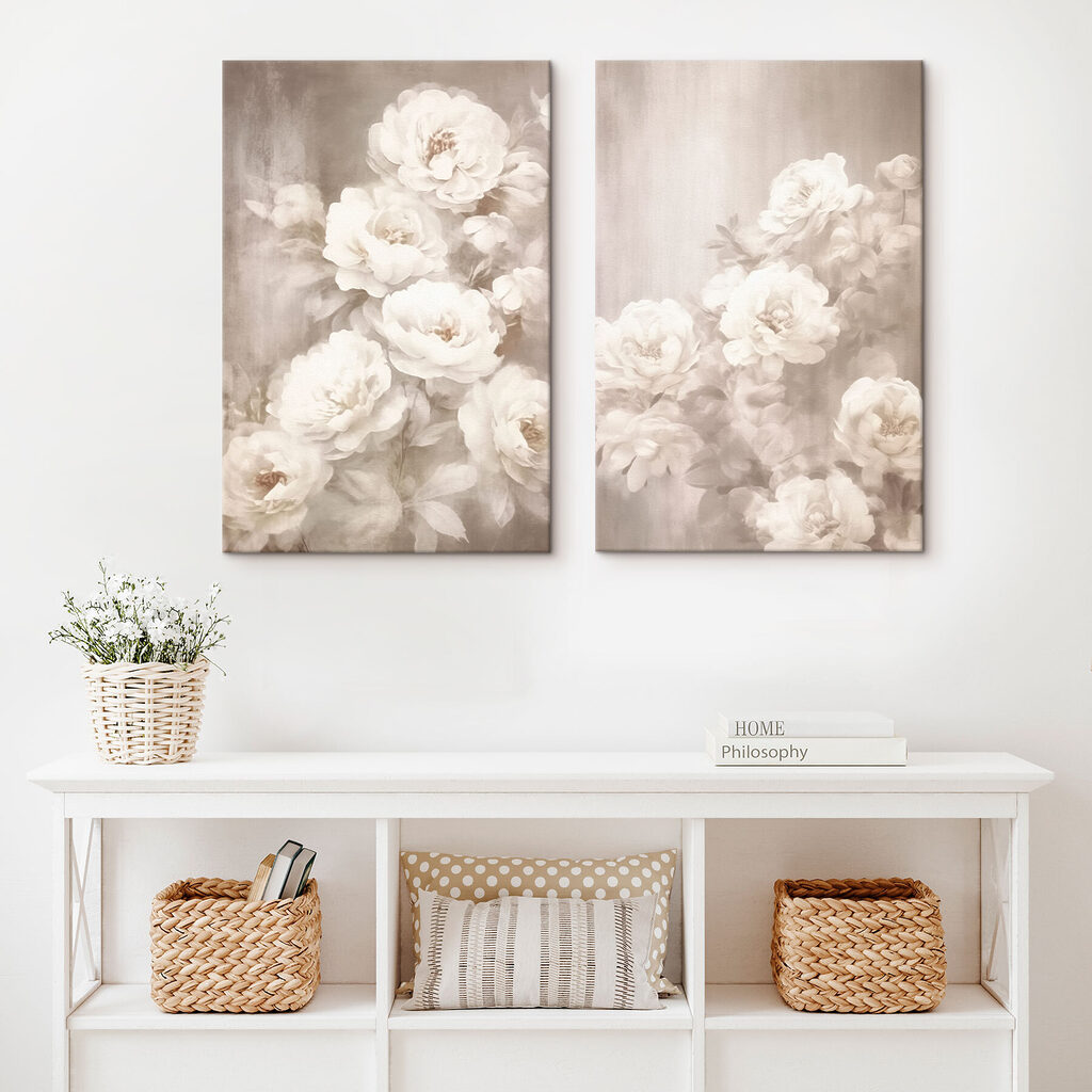 Blüten im Nebel in einem Interieur