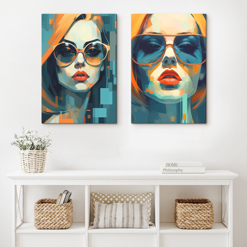 Frau mit Sonnenbrille in einem Interieur