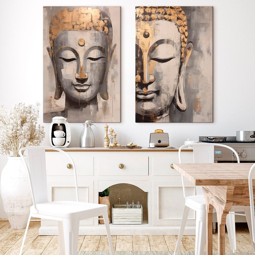 Stille Buddha-Porträts in einem Interieur