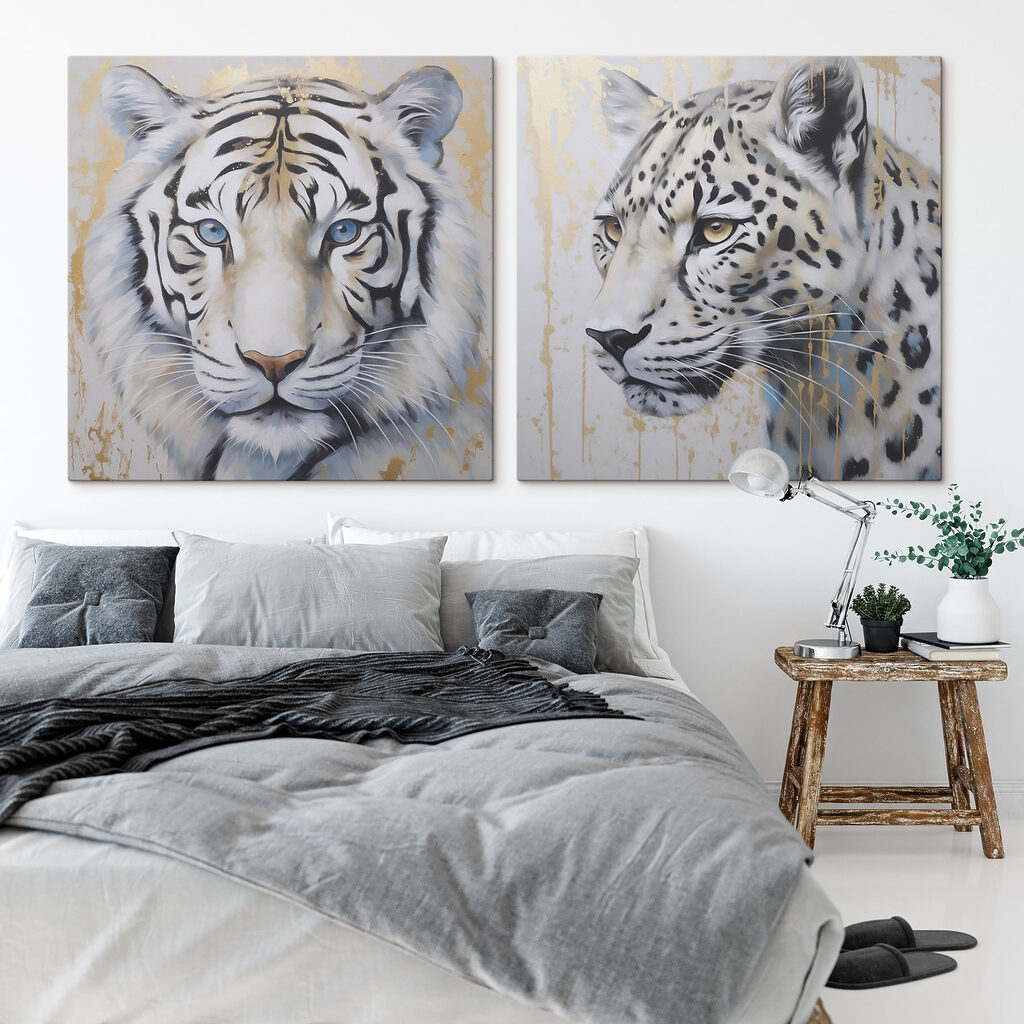 Tiger und Leopard in einem Interieur