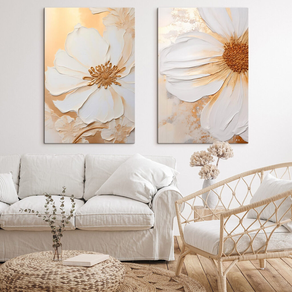 Blüten mit goldenen Linien in einem Interieur