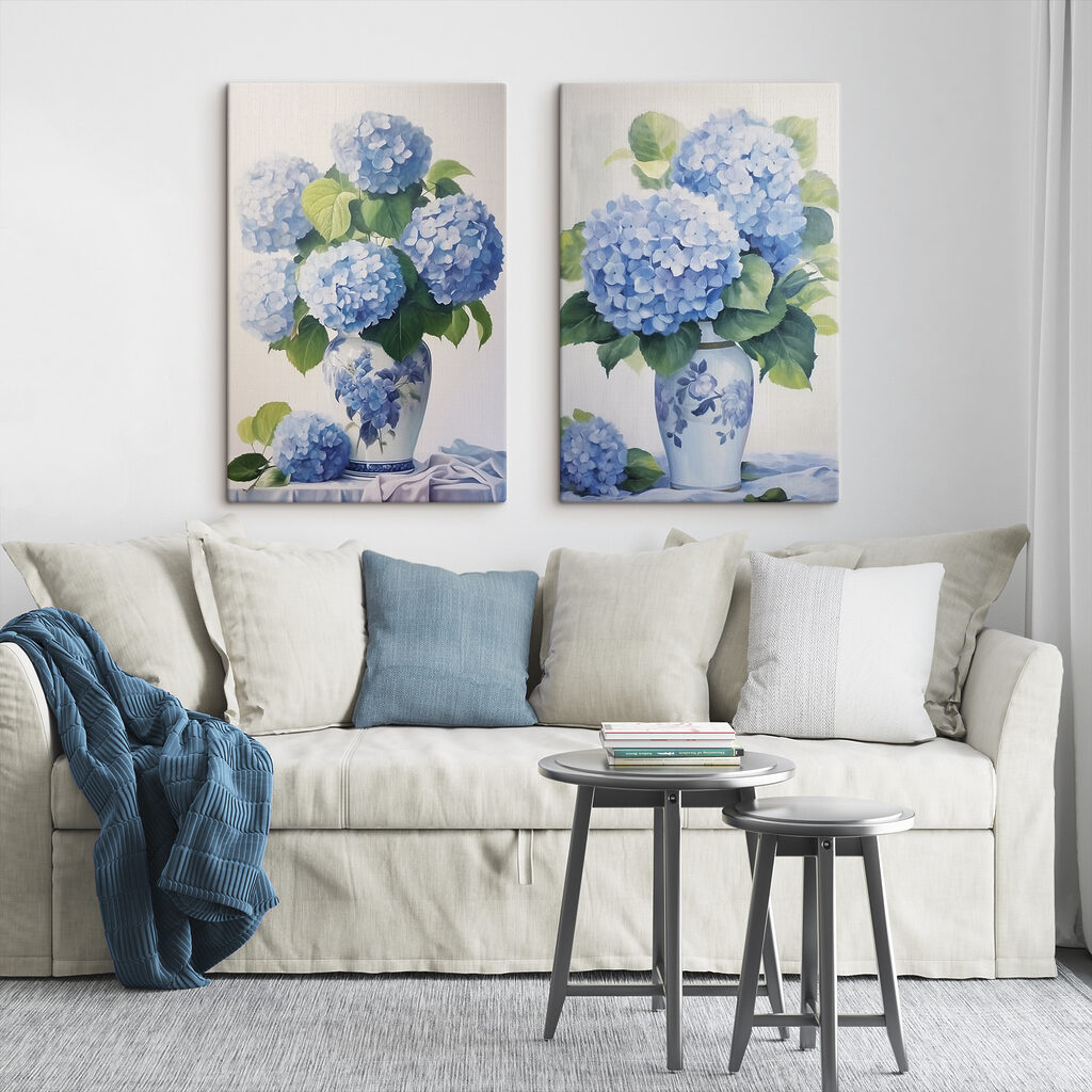 Blaue Hortensien in einem Interieur