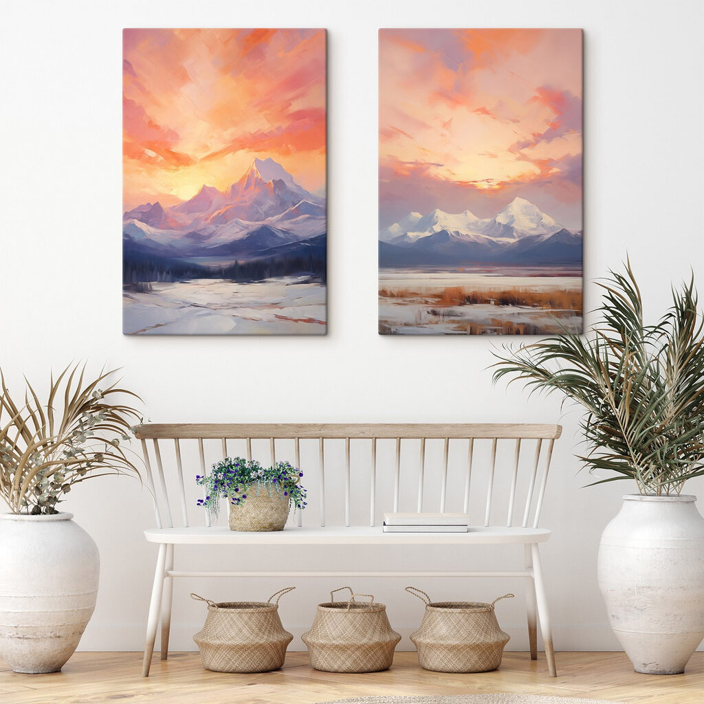 Berge im Abendrosa in einem Interieur