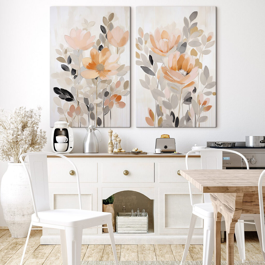 Strauß in Aprikosentönen in einem Interieur