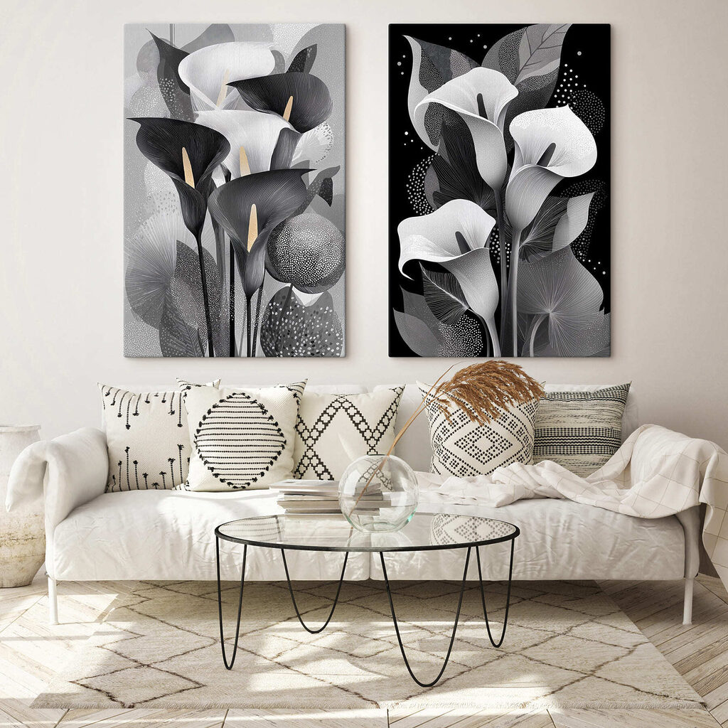 Kelchblüten in Schwarz-Weiß in einem Interieur
