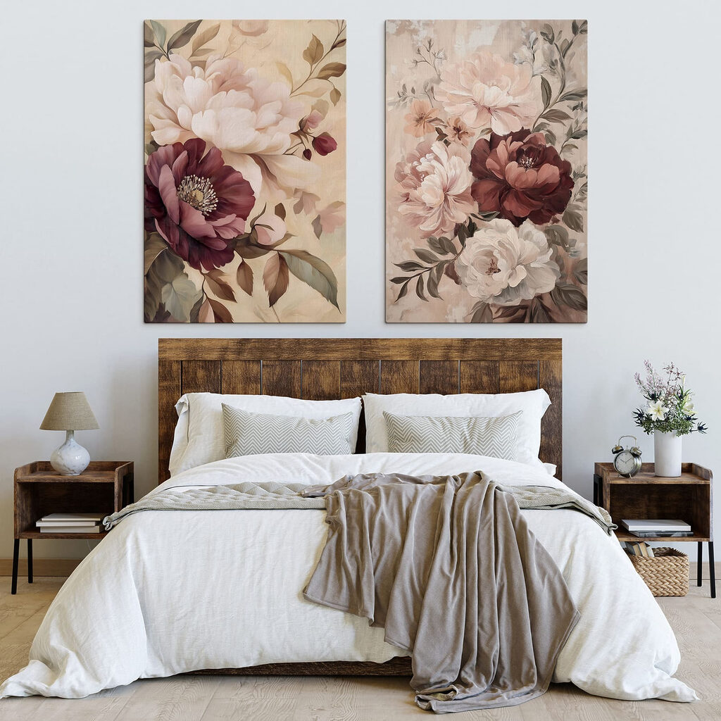 Volle Blüte in Rosatönen in einem Interieur