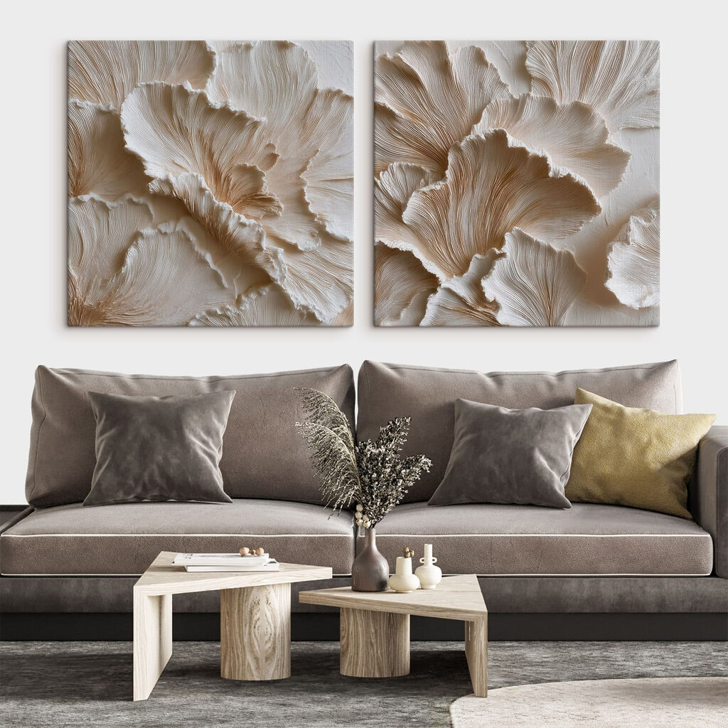 Helle Fächer in Falten in einem Interieur
