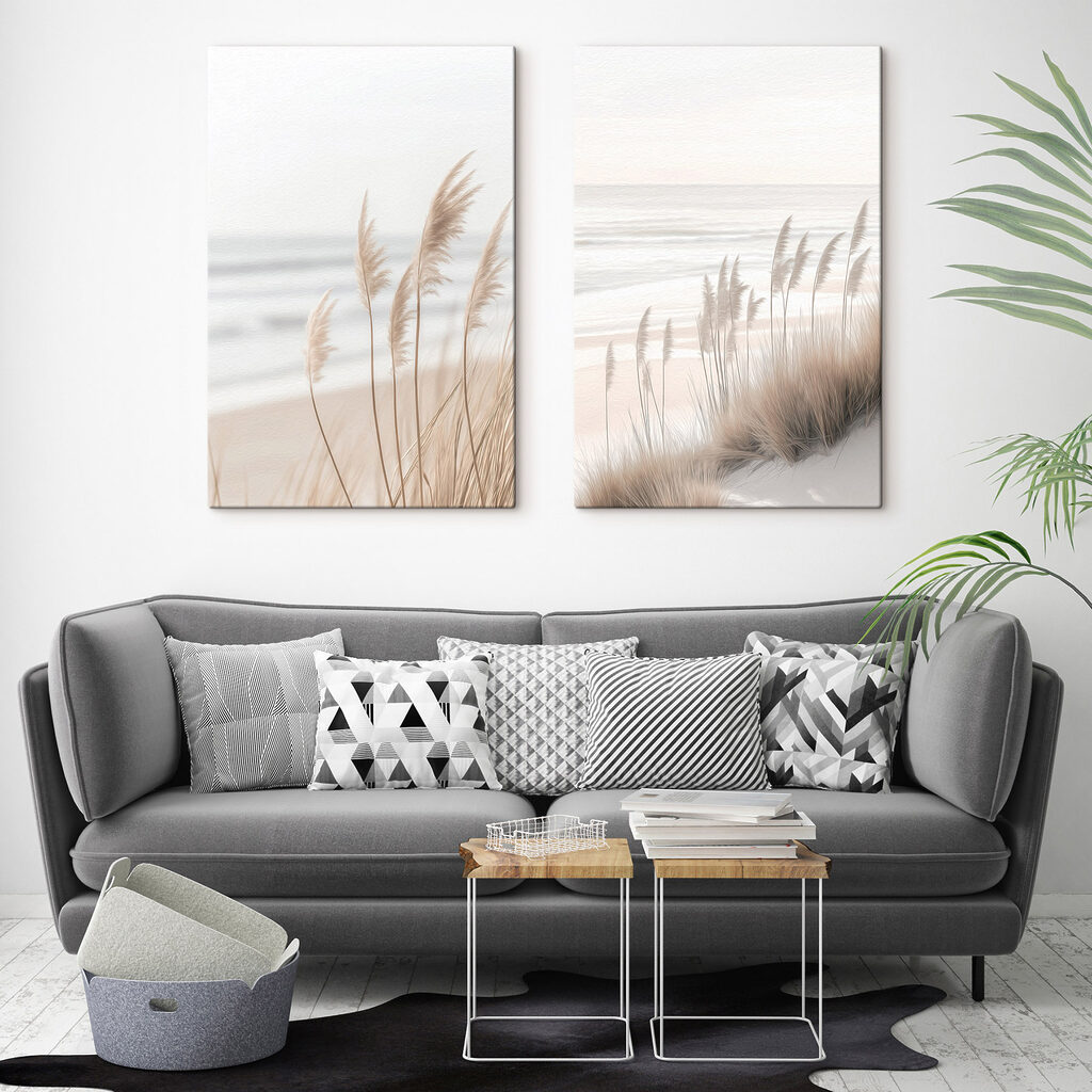 Am blassen Strand in einem Interieur