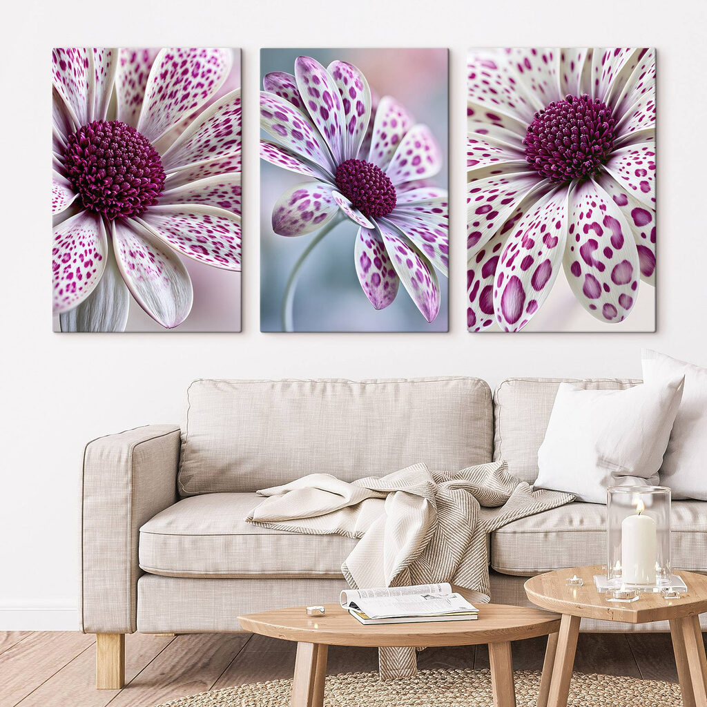 Gesprenkelte Blüten ganz nah in einem Interieur