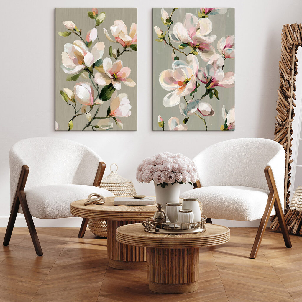 Magnolie in lockeren Strichen in einem Interieur