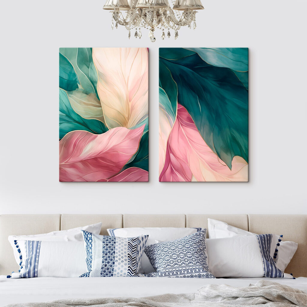Blätter in ruhigen Tönen in einem Interieur