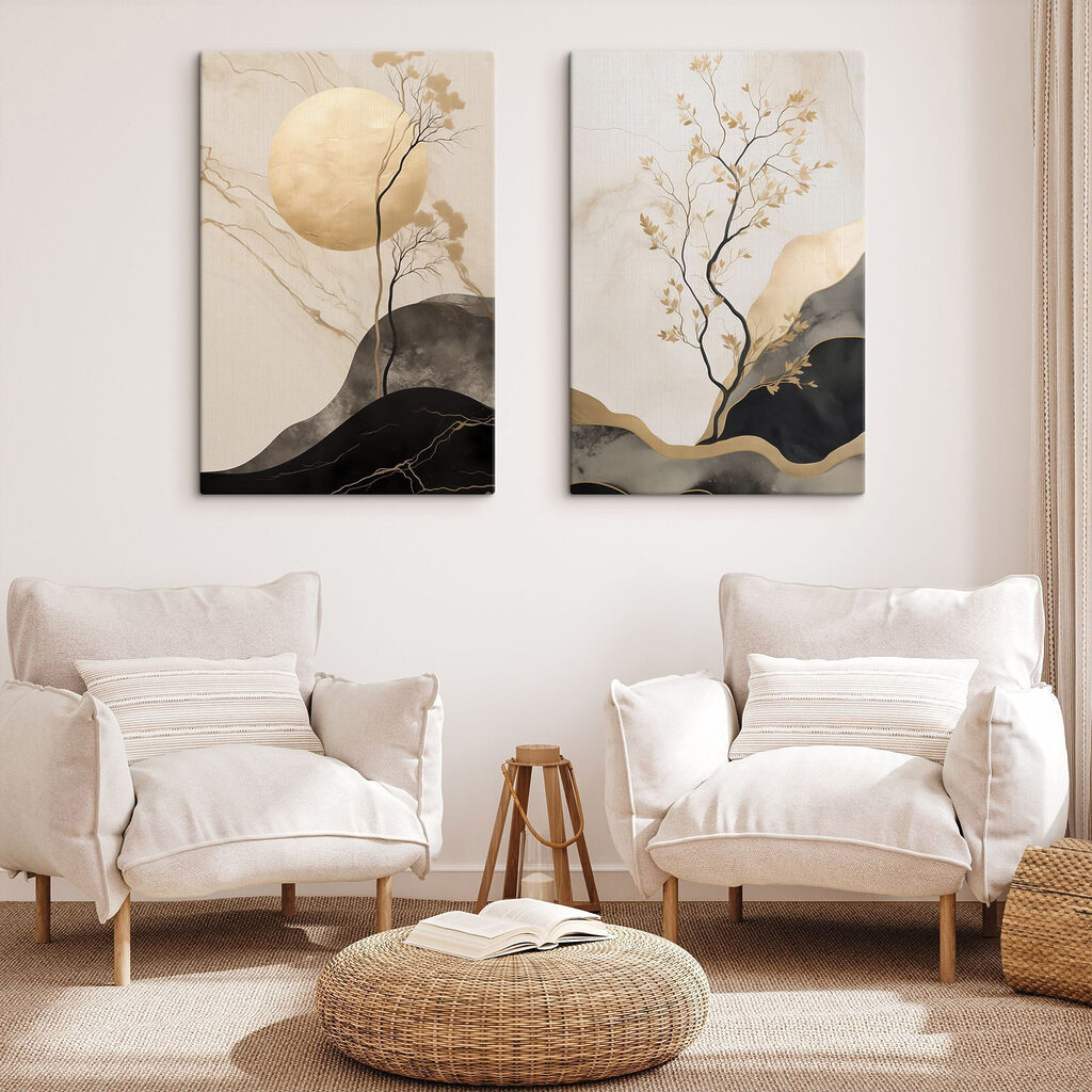 Mond über feinen Zweigen in einem Interieur