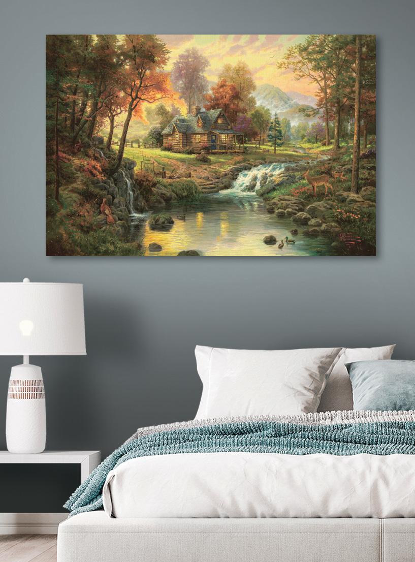 Häuschen am Bach in einem Interieur