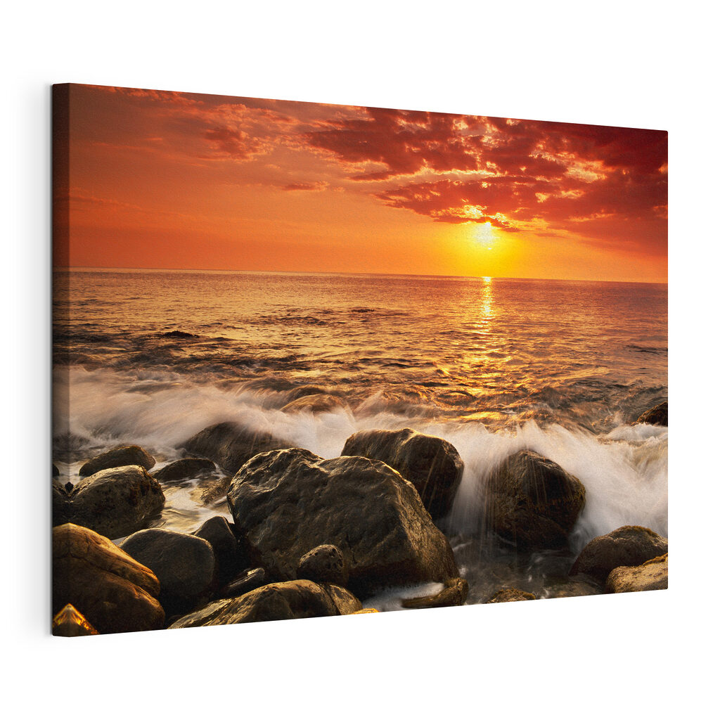 Abendsonne über dunklen Felsen, gespannte Leinwand mit umlaufender Kante