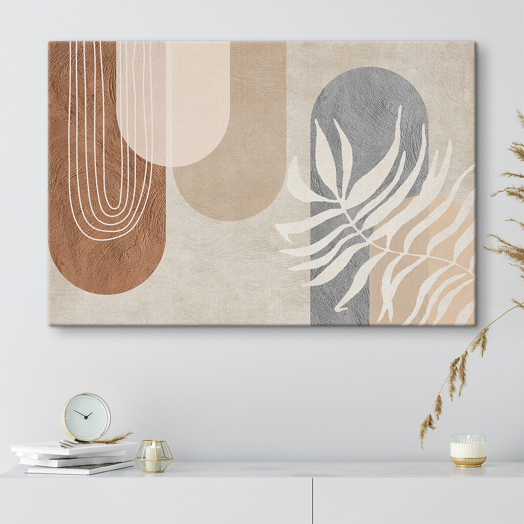 Blatt neben feinen Bögen in einem Interieur