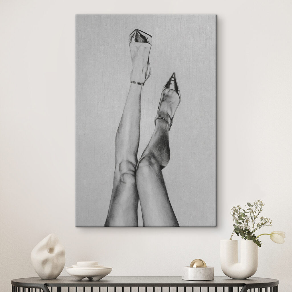 Beine in feinen Bleistiftstrichen — Interieur 1