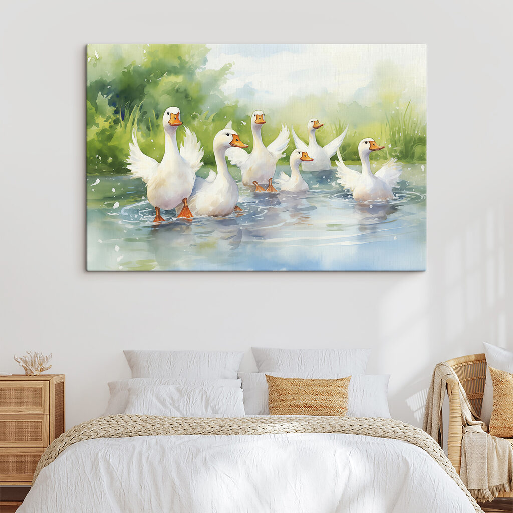 Gänse im Frühlingswasser in einem Interieur