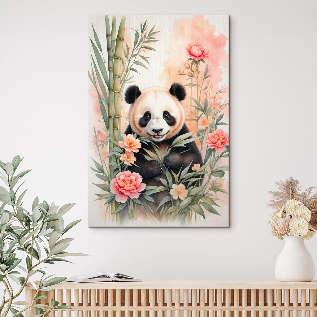 Panda zwischen rosa Gartenblumen in einem Interieur