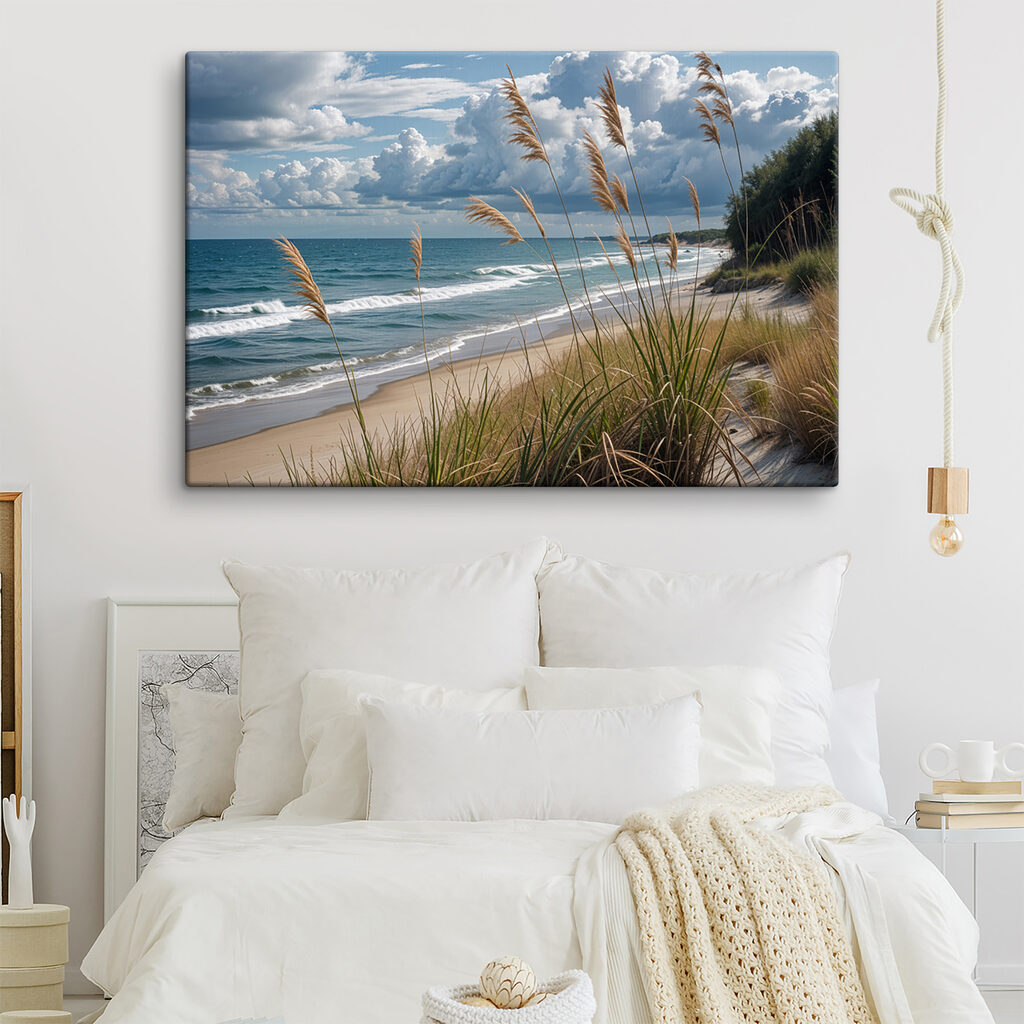 Strandgras unter hohen Wolken in einem Interieur