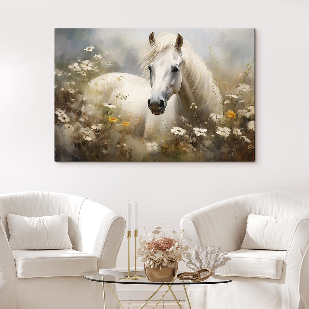 Schimmel zwischen Margeriten in einem Interieur