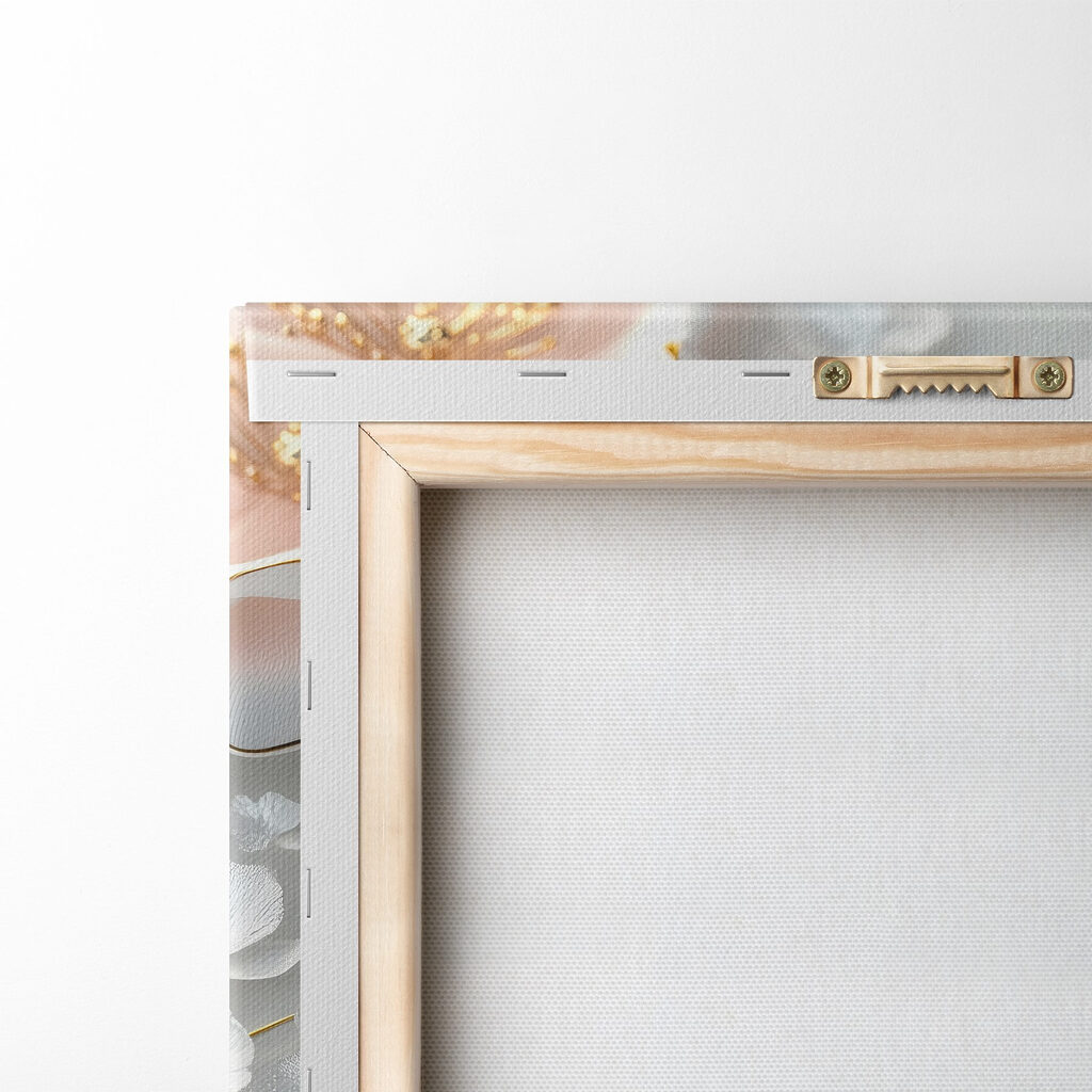 Blüten mit goldenen Staubgefäßen — Rückseite