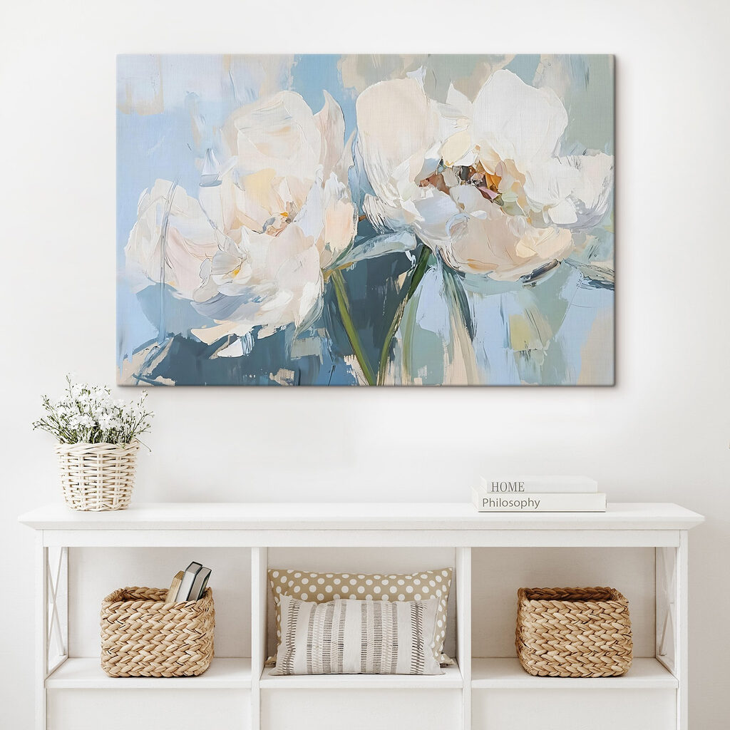 Weiße Tulpen vor Hellblau — Interieur 1