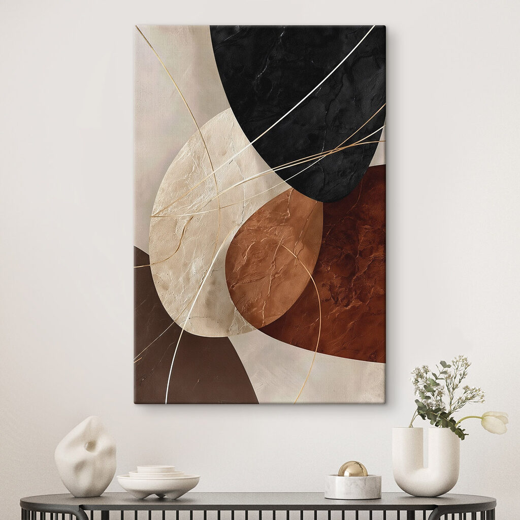 Schwarzbraune Bögen mit Goldfäden — Interieur 2