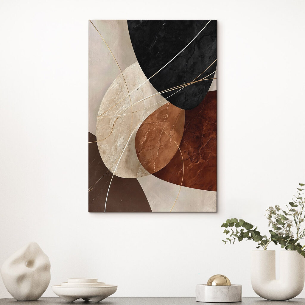 Schwarzbraune Bögen mit Goldfäden — Interieur 3