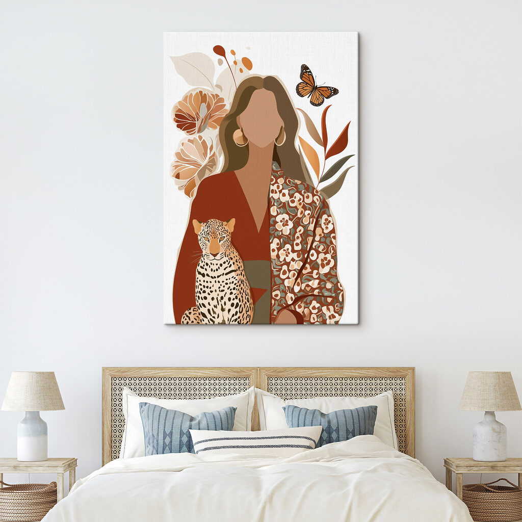 Frau mit Schmetterling in einem Interieur