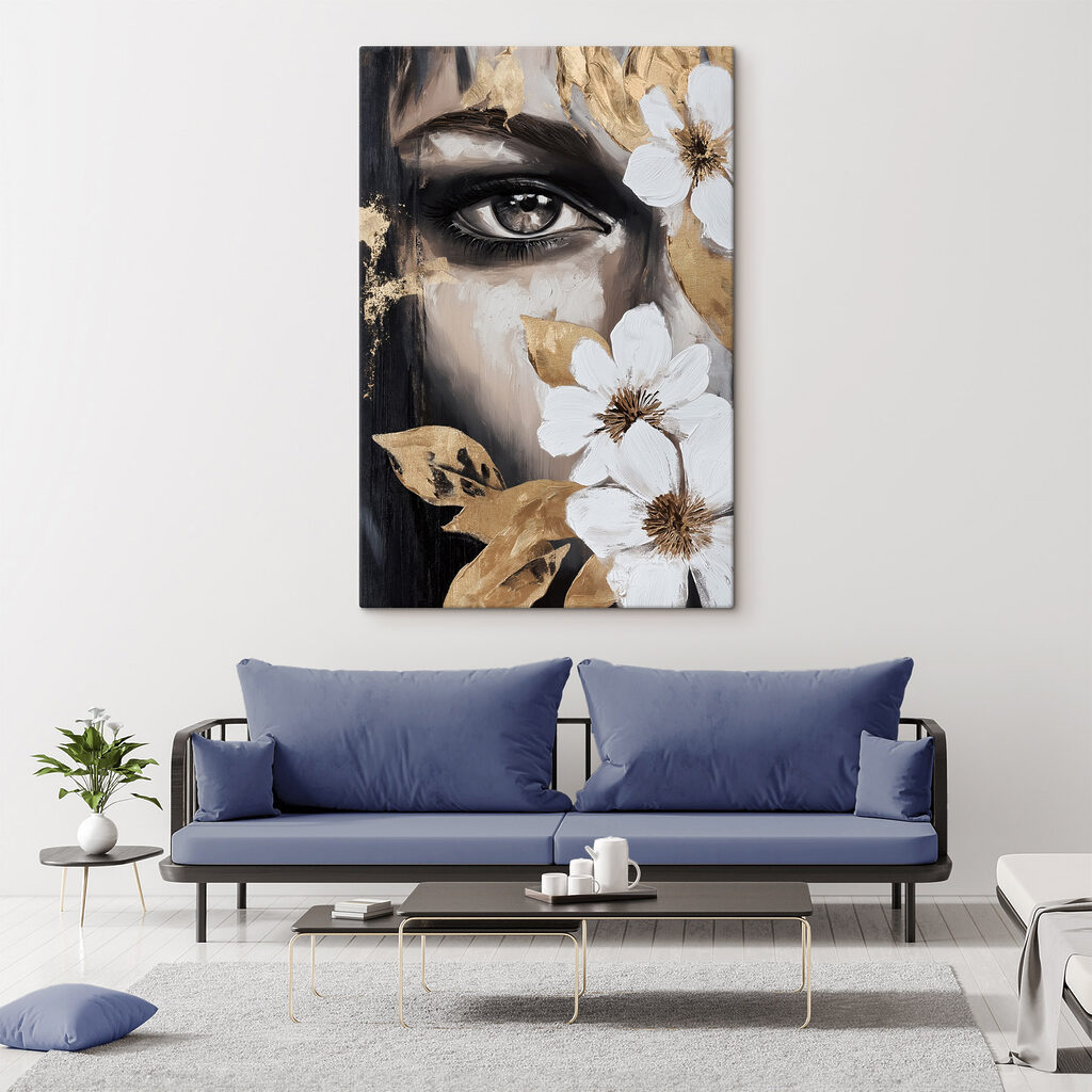 Klarer Blick mit Goldakzenten in einem Interieur