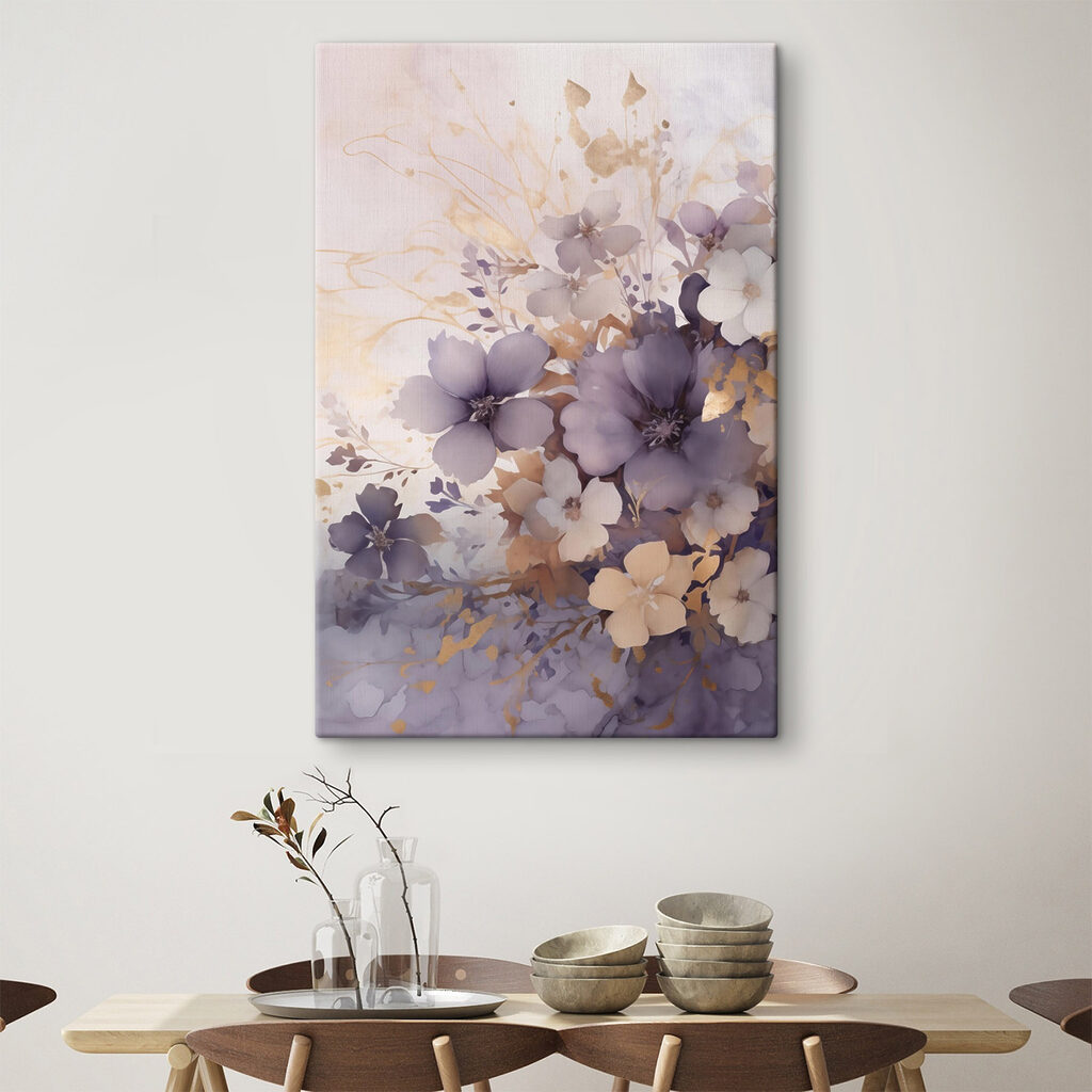 Lila Blütenzweige in einem Interieur