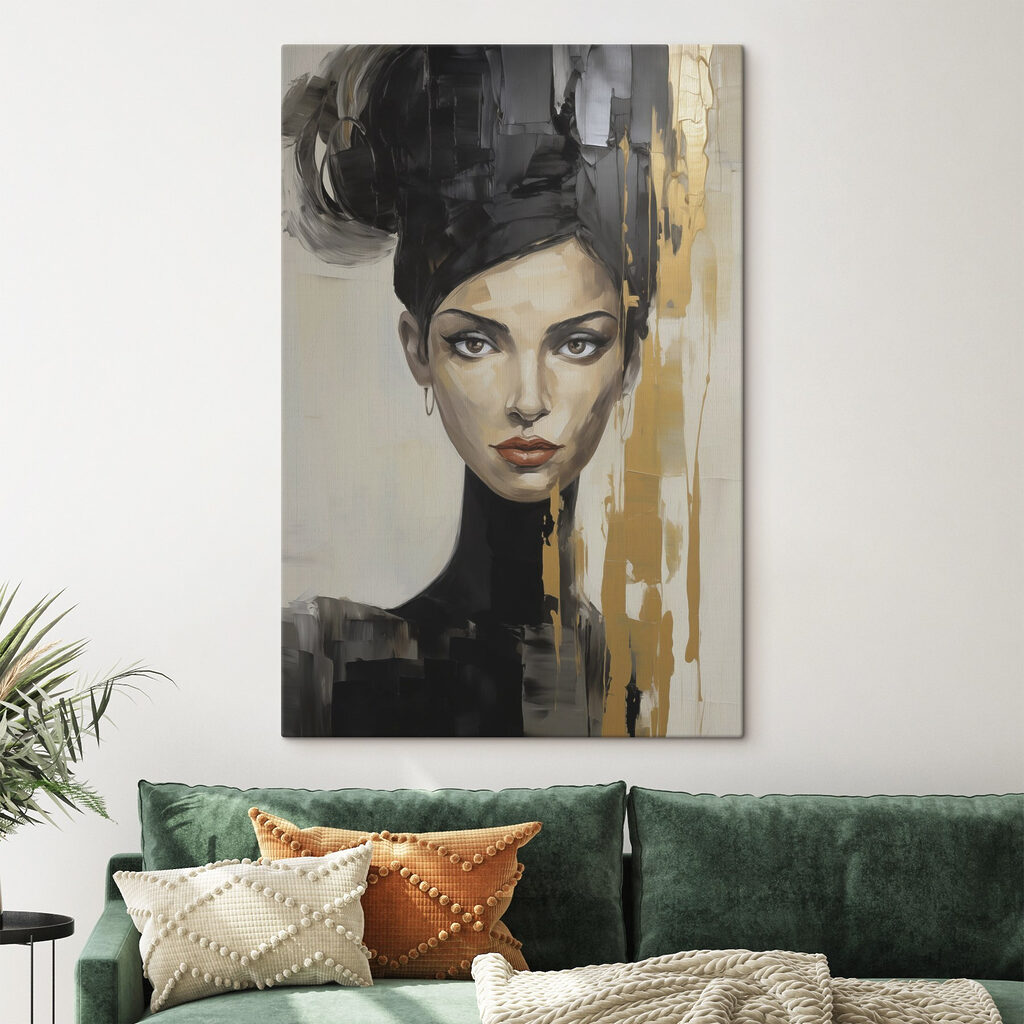 Frau zwischen goldenen Pinselstrichen — Interieur 2