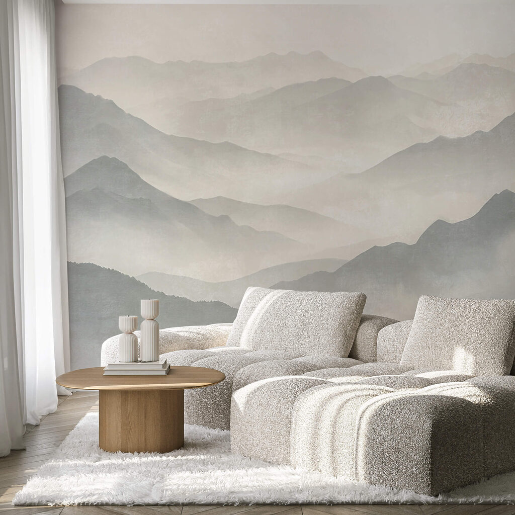 Bergkämme im Nebel in einem Interieur