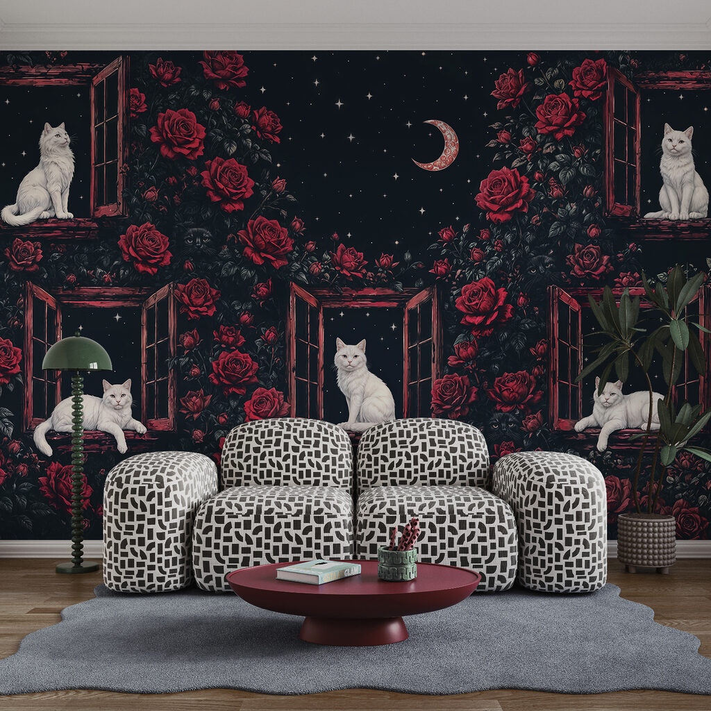 Katzen in offenen Fenstern in einem Interieur