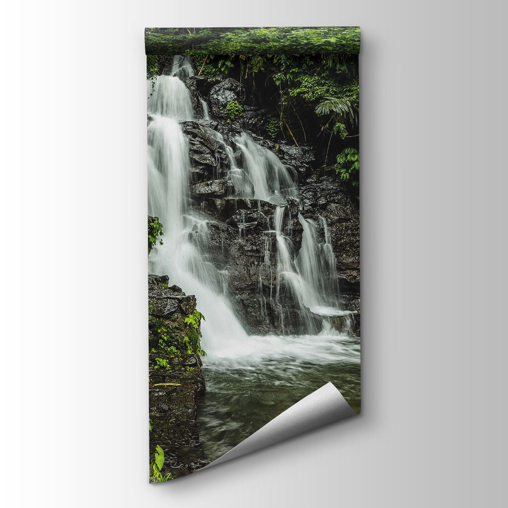 Wasserfall am Teich — Produktansicht