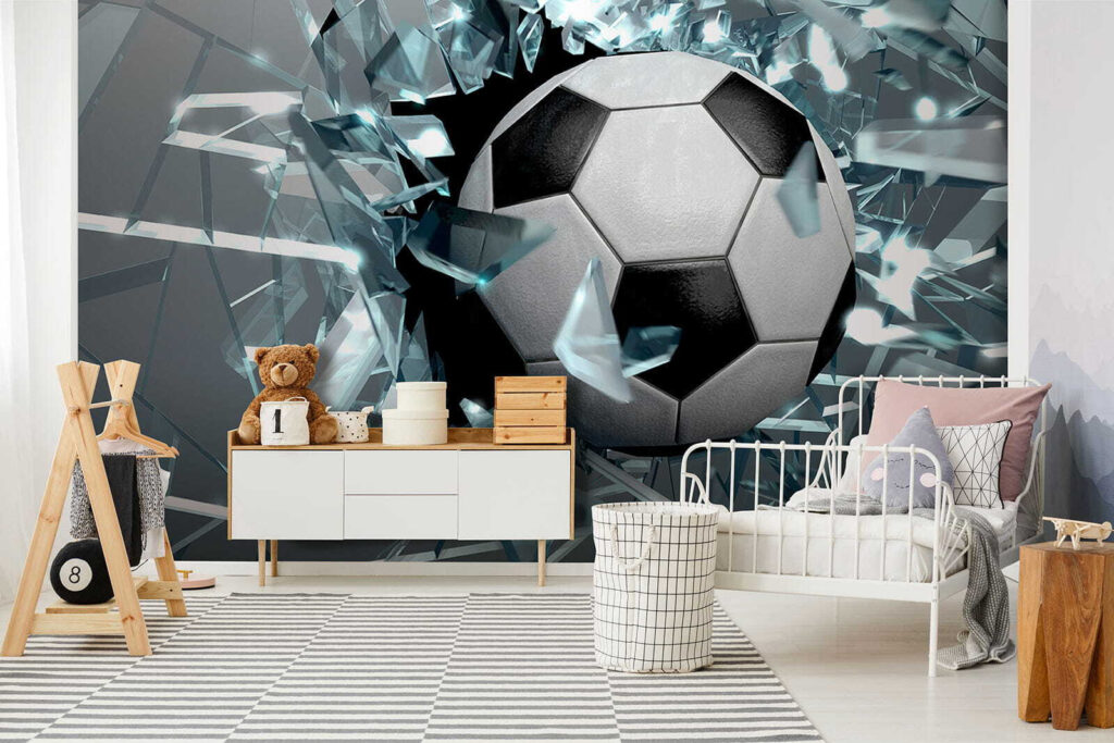 Fußball zwischen Scherben in einem Interieur