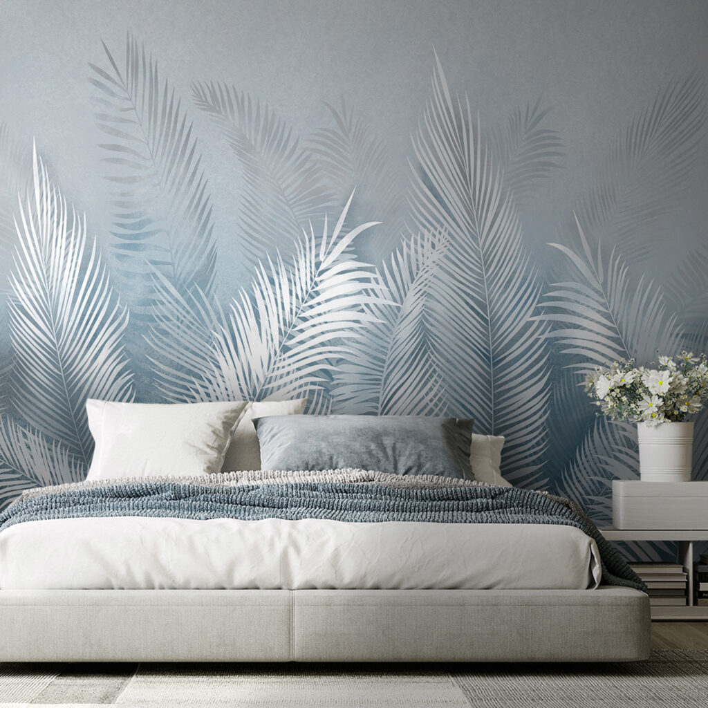 Weiße Palmwedel in einem Interieur