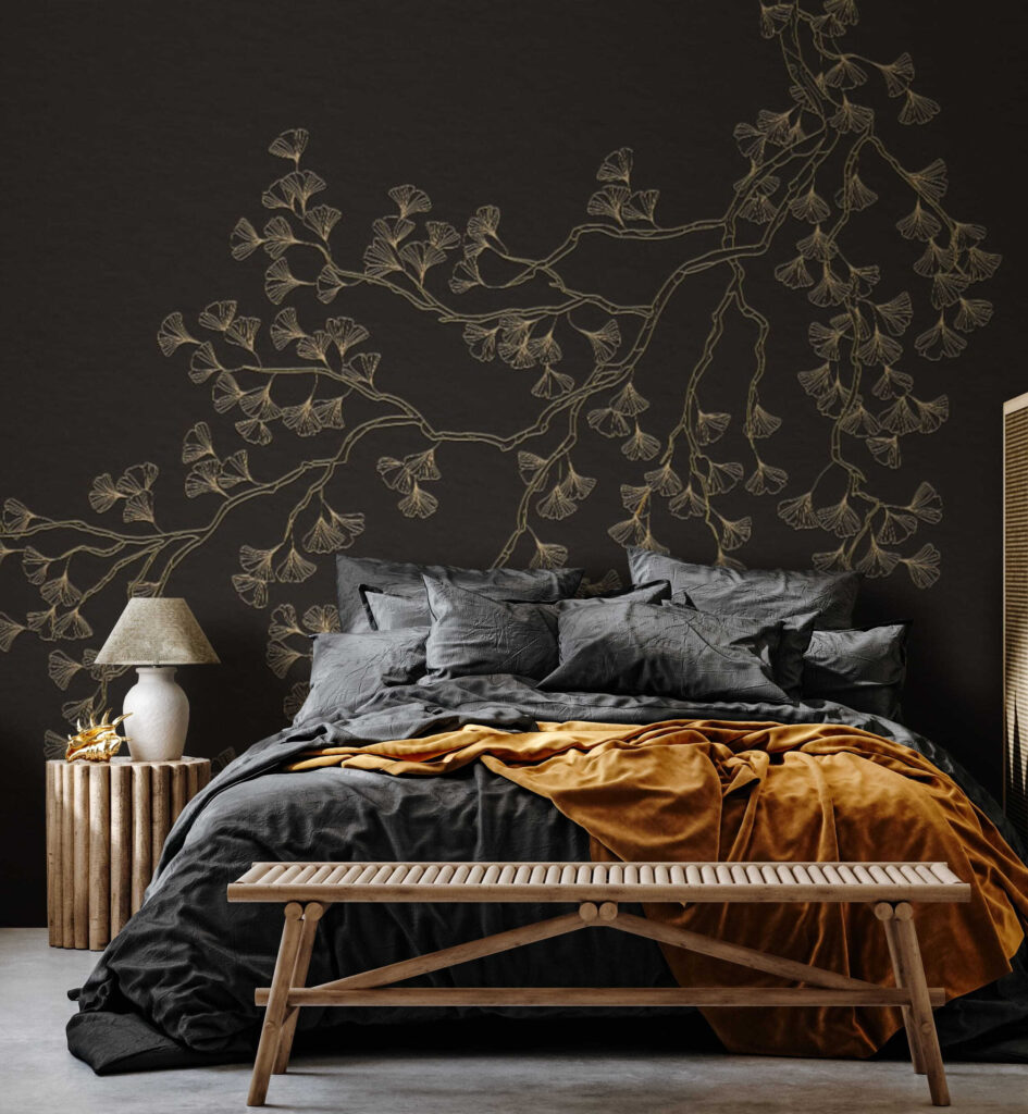 Goldene Zweige auf Braunschwarz in einem Interieur