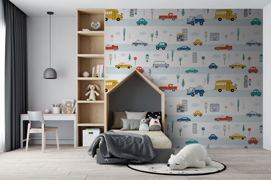 Kleine Autos in Reihen in einem Interieur