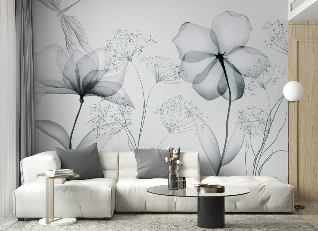 Durchscheinende Blüten in Graublau in einem Interieur