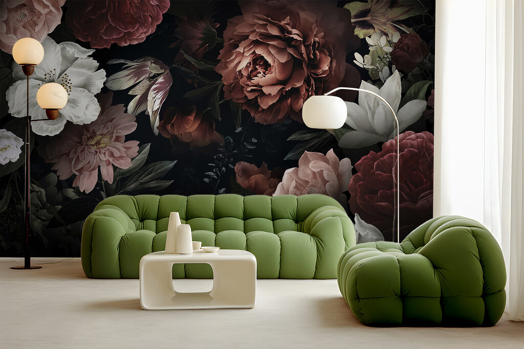 Blüten aus tiefem Schatten in einem Interieur