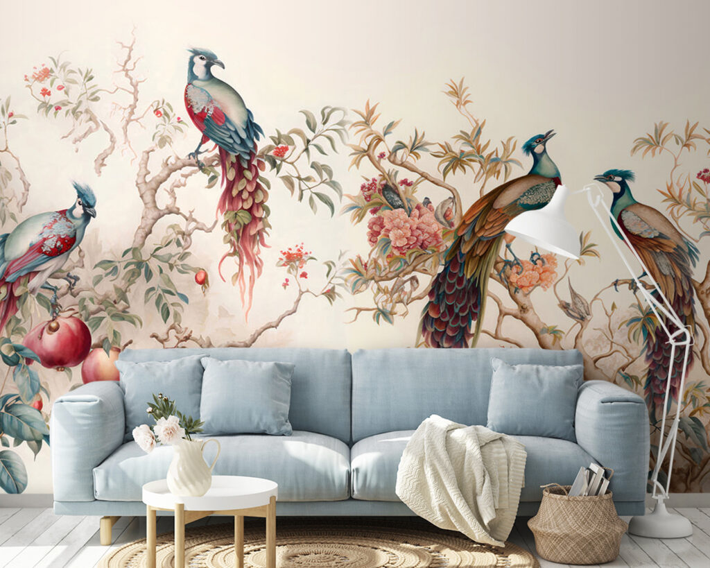 Pfauen an Granatapfelzweigen in einem Interieur