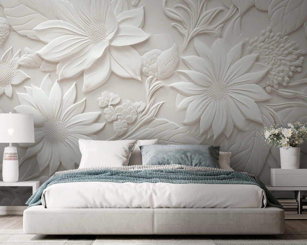 Weiße Blüten wie gemeißelt in einem Interieur