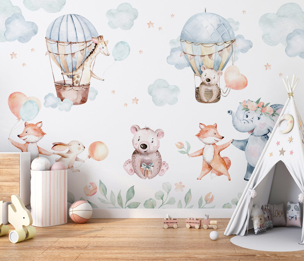 Tierchen und Heißluftballons in einem Interieur