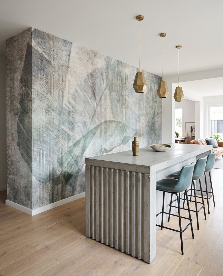 Blätter im verwitterten Licht in einem Interieur