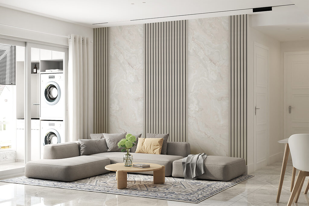 Helle Paneele mit Streifen in einem Interieur