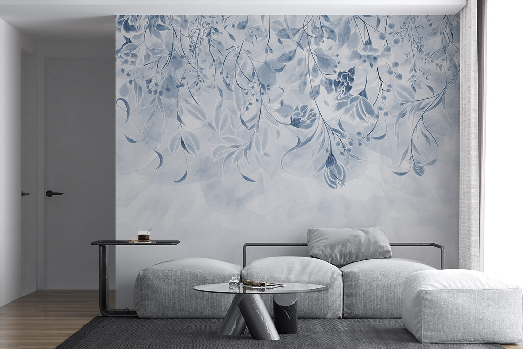 Hängende Blüten in einem Interieur