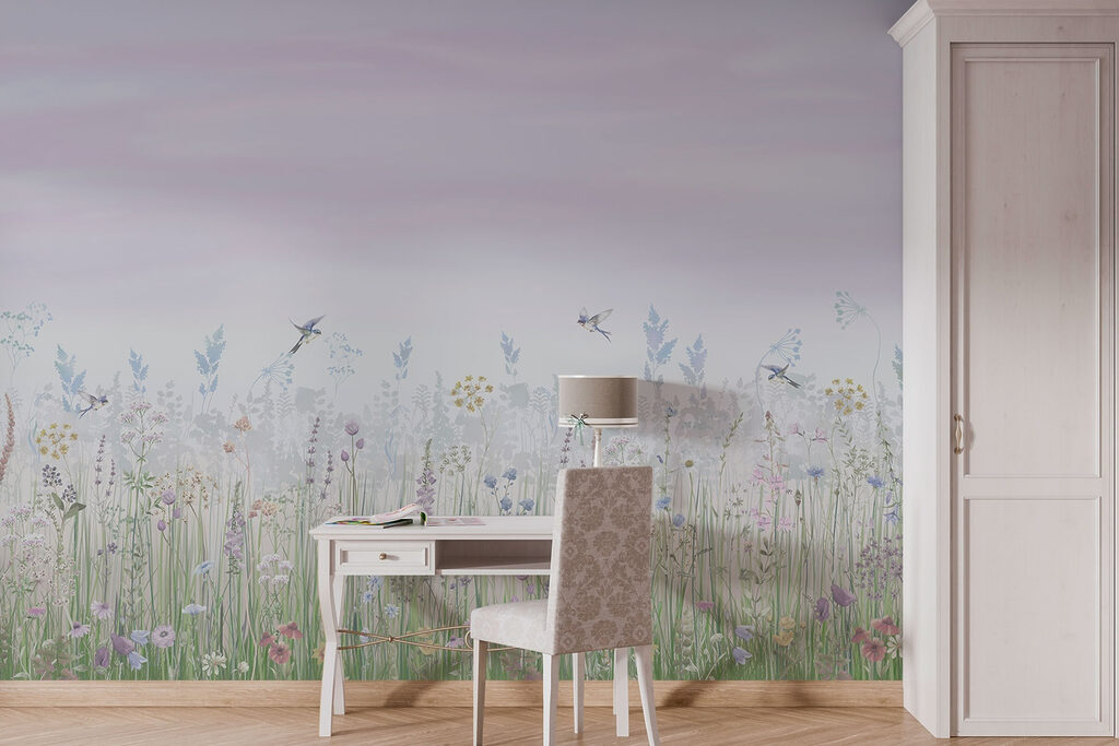 Zarte Blumenwiese in einem Interieur