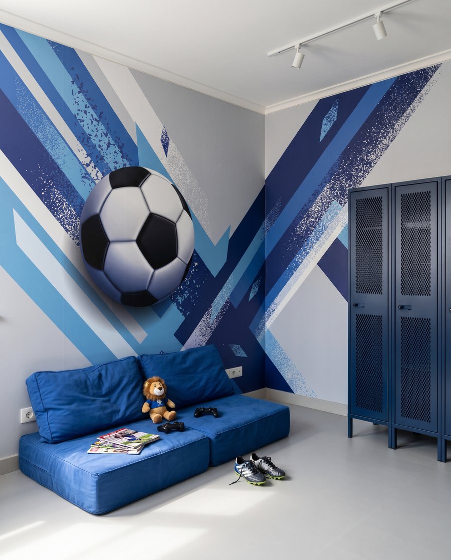 Fußball zwischen schrägen Farbbahnen — Interieur 1