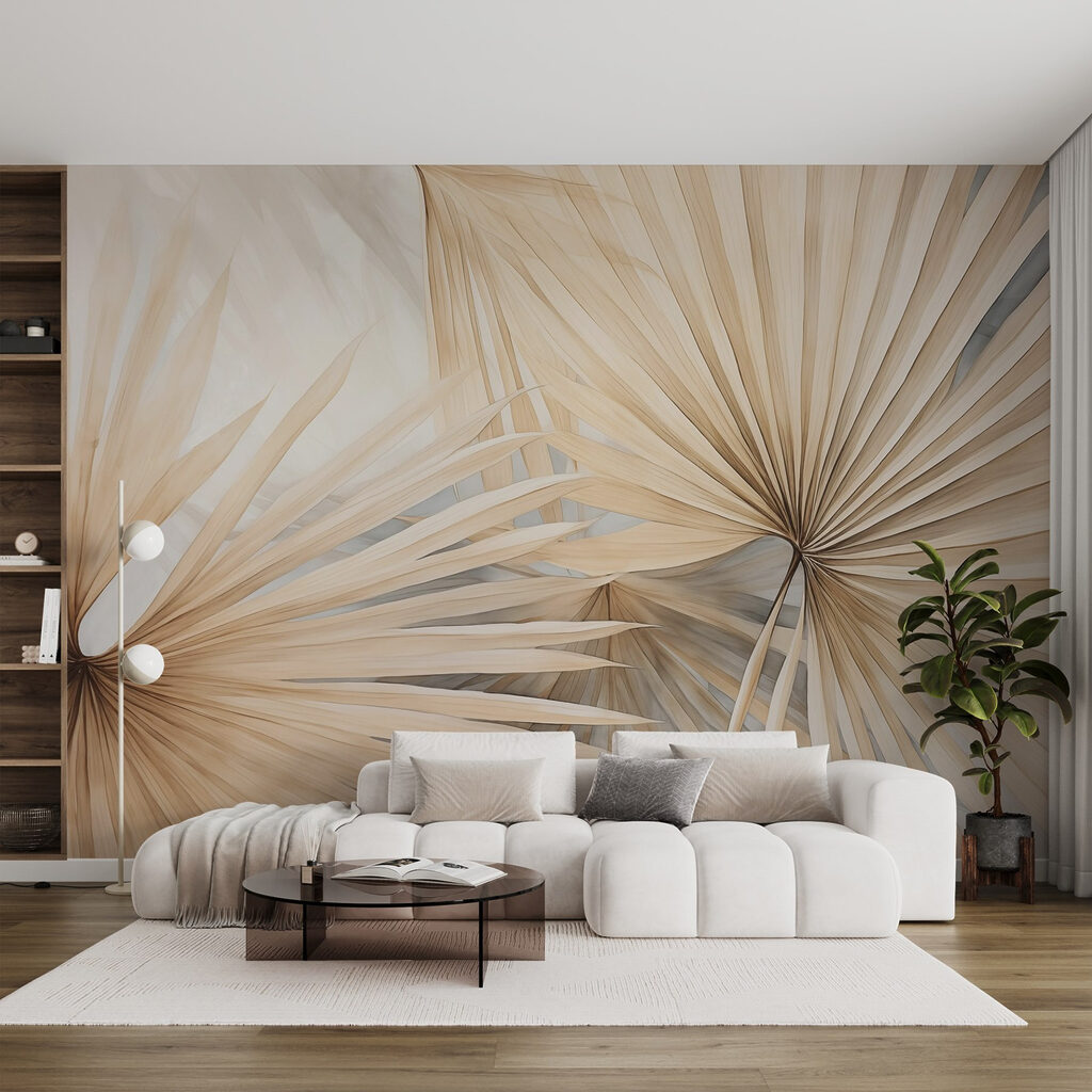 Palmfächer in Sandtönen in einem Interieur